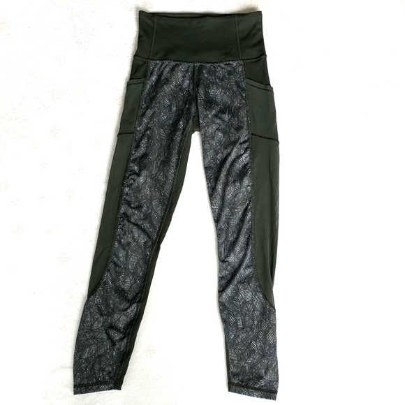 Lululemon High Times Pant *Luxtreme (Mesh) - Picture 7 of 9
